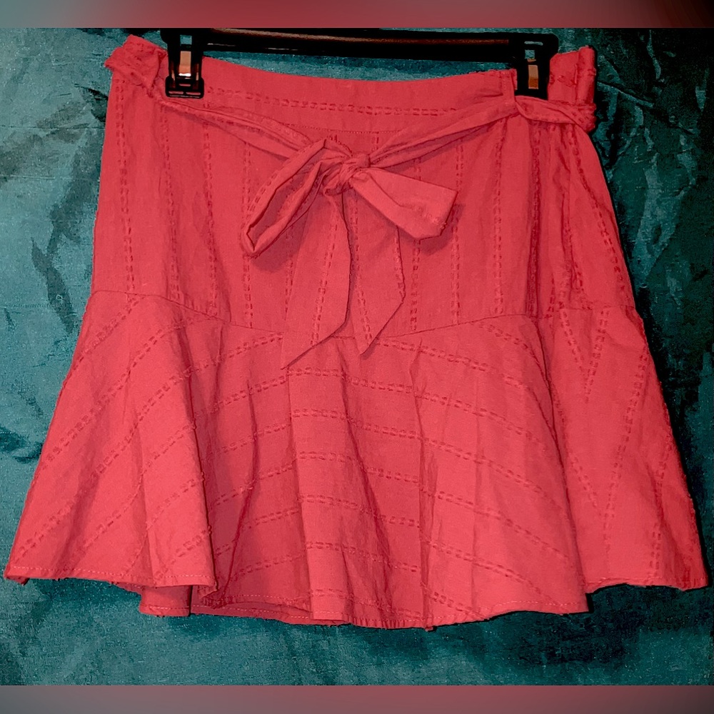 NWT Side-Zip Skort w/ Belt Tie